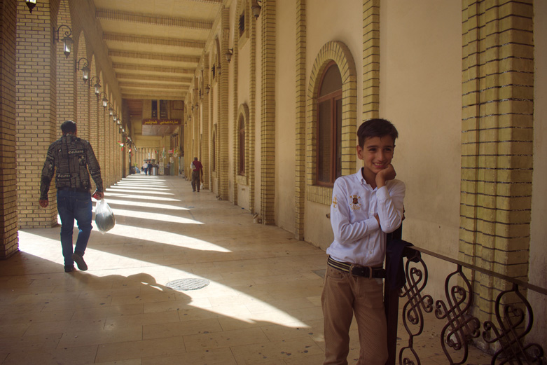 Exterior arcade of the bazaar.